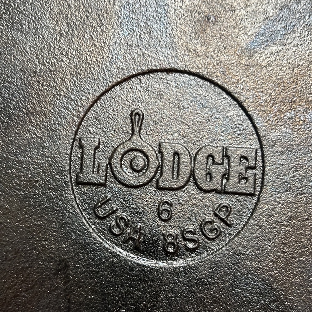 Lodge Cast Iron 10 1/5" Square Grill Pan - Picture 2 of 10